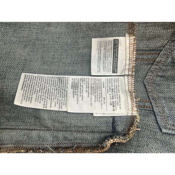 Levi's Denim Jacket Women's Small Original Trucker Jean Medium Wash - Picture 8 of 8